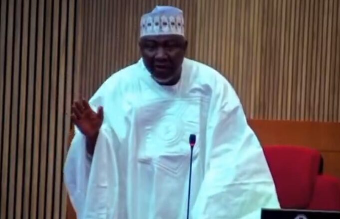 Bama son A gina mana makarantu ko Tituna, A samar mana da tsaro kawai>>Inji Sanata Garba Musa Maidoki daga jihar Kebbi