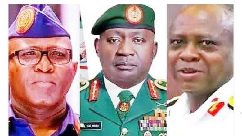 Ji Kabakin Alherin da za’a baiwa manyan sojojin da shugaba Tinubu yawa ritayar dole, Dala $60,000, da Motar da Harsashi baya ratsata da Kuma Mota Prado Jeep