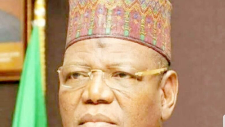 Sule Lamido Yayi Barzanar kai PDP kotu saboda an ki sayar masa da Fom din tsayawa takarar shugaban jam’iyyar