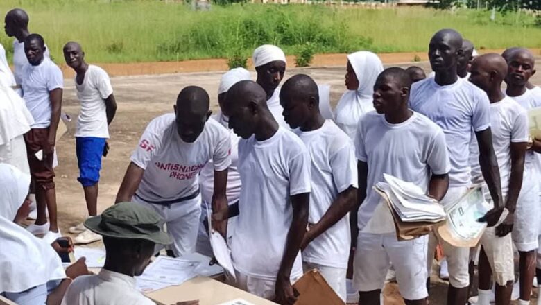 Kalli Bidiyon: An yaye jami’an tsaro na musamman guda 380 da za su yi yaki da masu kwacen waya a Kano