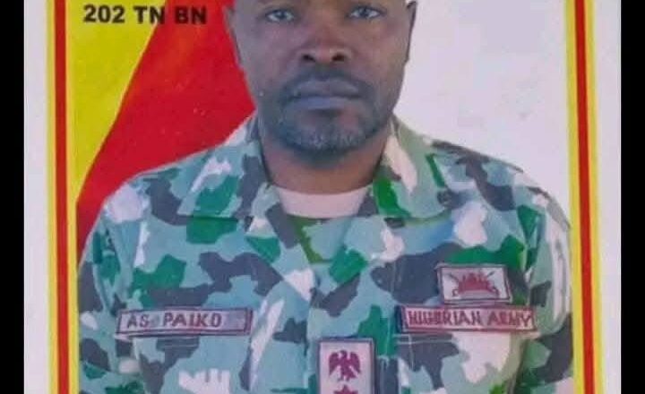 Babban Sojan Najeriya Lt. Col. Aliyu Saidu Paiko da wasu sojoji 5 dake tare dashi sun rigamu gidan gaskiya a fagen daga a jihar Borno