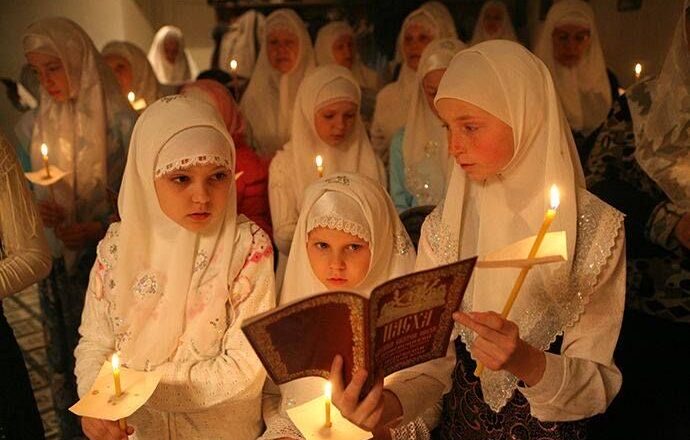 Wani Kirista ya jawo cece-kuce bayan da yace Hijabi na Kirista ne Musulmai suka musu kwace