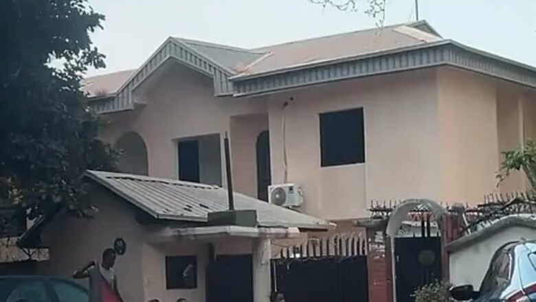 Wannan hoton da aka dauka a Abuja ya dauki hankula inda akai ta muhawara akansa