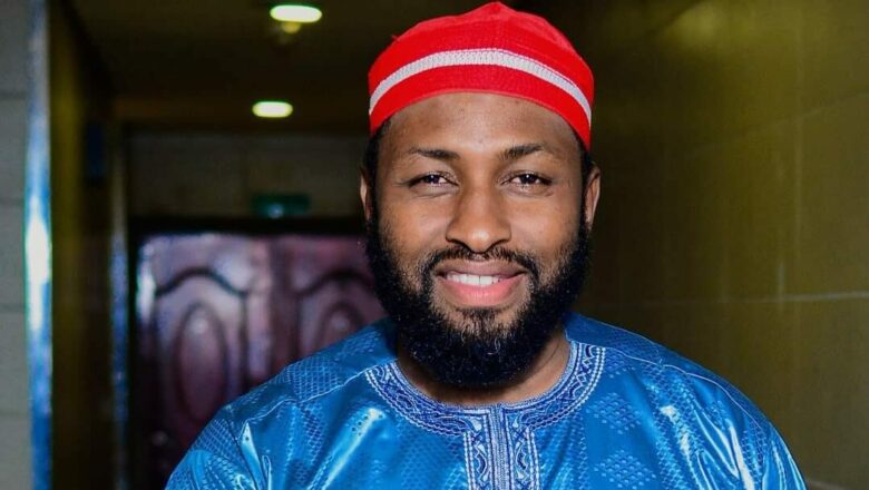 Subhanallahi: Kalli Bidiyon yanda wata Budurwa ta fito tana fadar munanan kalamai na zargi akan Abba El-Mustapha, da yawa na kiran cewa ya kamata ya kamata