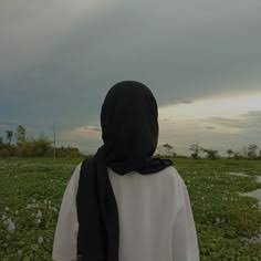 Kalli Bidiyon:Yanda Matar aure ta kama Mijinta yana cin Amanarta da yayarta uwa daya uba daya a Kano