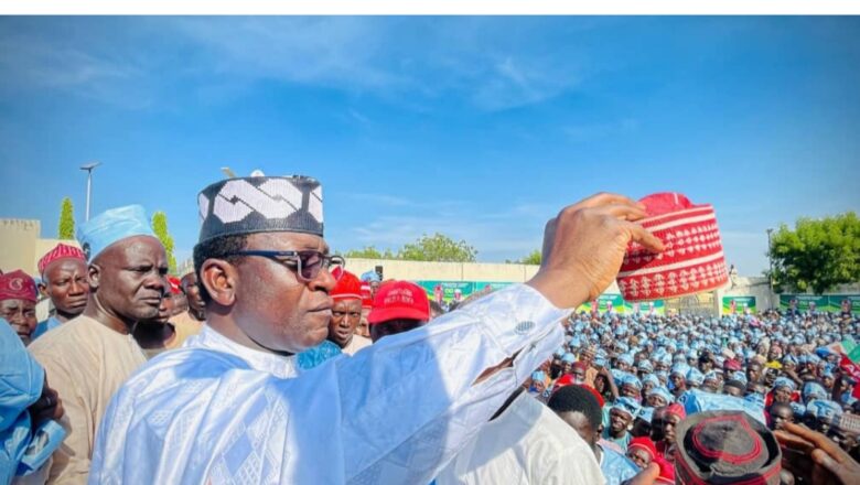 Dan majalisar Tarayya daga jihar Kano, Abdulmumin Jibrin Kofa ya jefar da Jar Hula NNPP ya koma jam’iyyar APC