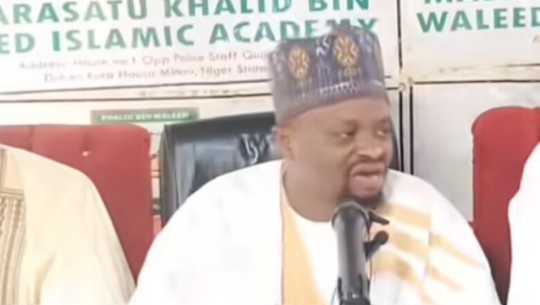 Kalli Bidiyo: Idan kana da yanda zaka yi, karka taba yadda matarka ta yi aiki, ko da aikin Asibiti ne, dan wasu ma’aikatan Asibitin mata zynace-zynache suke aikatawa musamman idan suna aikin dare>>Inji Malam