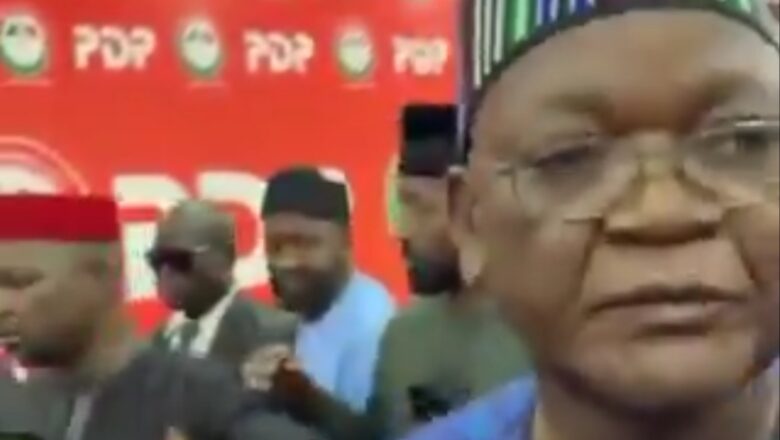 Duniya Juyi-Juyi: Kalli Bidiyon yanda aka wulakanta tsohon Gwamnan jihar Benue, Samuel Ortom a wajan taron PDP