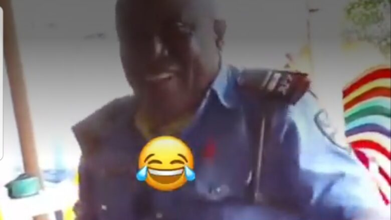 Kalli Bidiyon Dansanda cikin Dariya yana cewa, ‘yan Mata ‘yan Makarantar Jihar Kebbi na cikin Tasku dan kuwa kullun sai An aikata Alfasha dasu, Yanzu haka ma duk sun dauki ciki