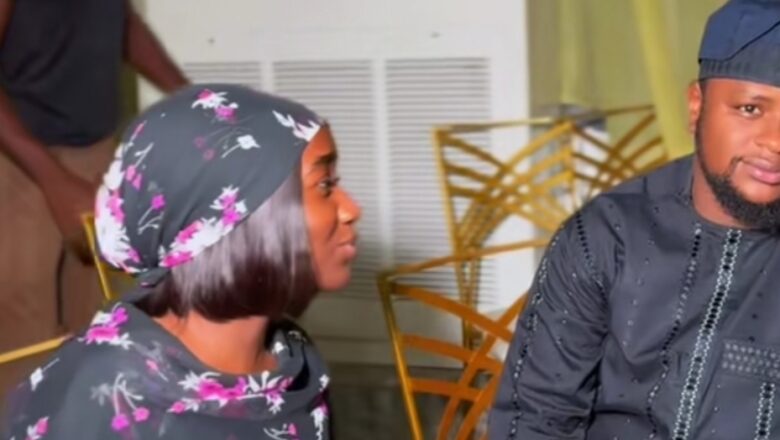 Kalli Bidiyon: Yanda Rahama Saidu ke kokarin yiwa Baba Sadiq Kyss amma yaki yadda