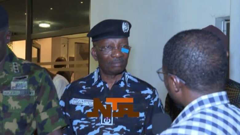 Shugaba Tinubu ya sa a janye ‘yansanda daga tsaron manyan mutane a kasarnan, yace duk wani babban mutum dake neman tsaro a bashi jami’an Civil Defence