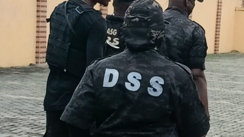 Da Duminsa: Fadar Shugaban kasa tace Sojoji da DSS sun kira Tshàgyèràn Dhàjì suka ce su saki mutanen da suka yì Ghàrkùwà dasu a coci kuma sun sake su din