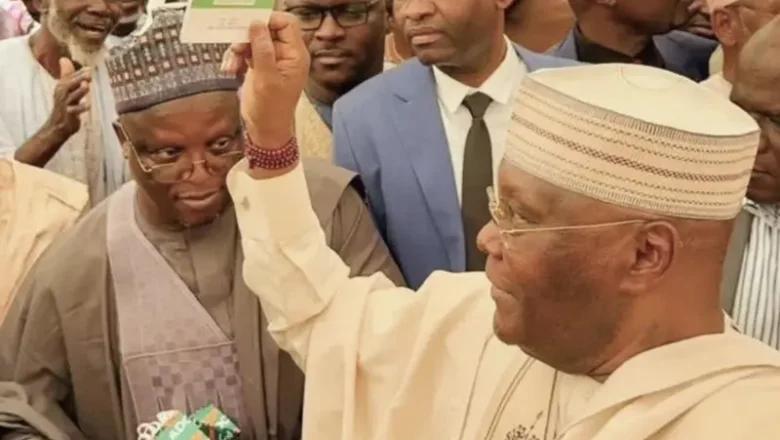 Atiku ya yanki Katin komawa jam’iyyar ADC