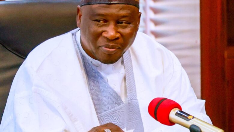 Ban yadda da korar da akawa Wike ba, a yi Sulhu zai fi>>Inji Gwamnan Adamawa