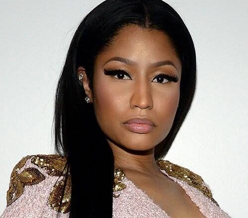 Fitsararriyar Mawakiyar Amurka, Nicki Minaj ta tabbatar da cewa lallai ana Mhuzghunawa Kiristoci a Najeriya kuma zata je majalisar Dinkin Duniya dan ta nuna irin cin kashin da akewa Kiristoci a Najeriyar ita da wakilin Amurka a majalisar