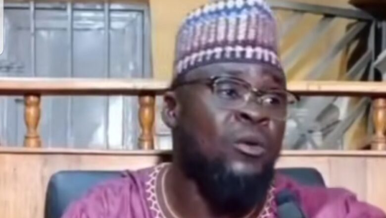Kalli Bidiyon: Idan Kana da mata, zaka kara aure ka zo neman diyata, na gano kana zama a teburin Meshayi, Ba zan baka diyata ba dan kai ba adali bane>>Inji Malam
