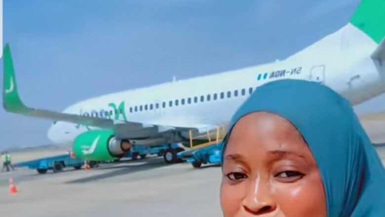 Kalli Bidiyon: Ganin Me Bakin Kiyss a cikin Jirgin sama ya jawo cece-kuce