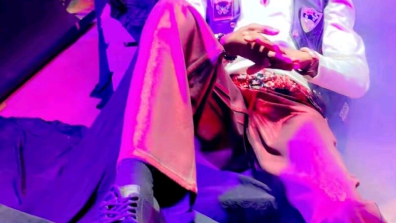 Kalli Bidiyon: Sabuwar wakar Adam A. Zango ta jawo cece-kuce kwanaki kadan bayan da yace ya dade yana son barin harkar fim