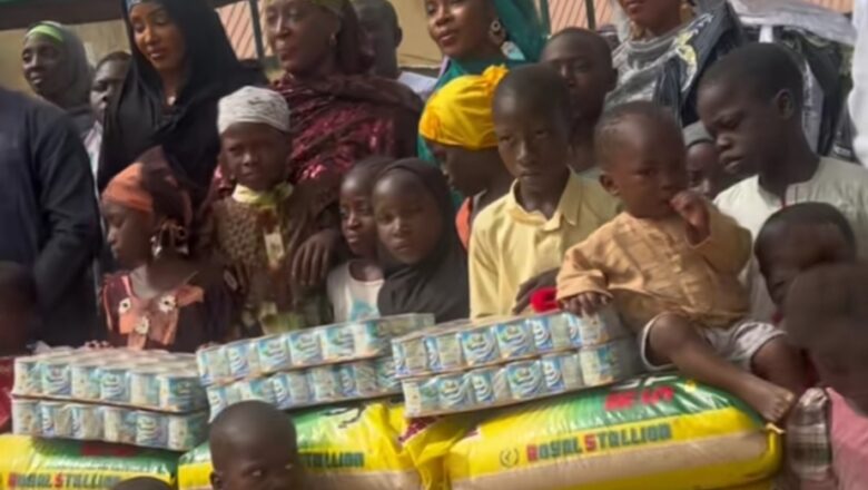 Kalli Bidiyo: Yanda Taurarin fina-finan Hausa mata suka kai tallafin kayan abinci gidan Marayu