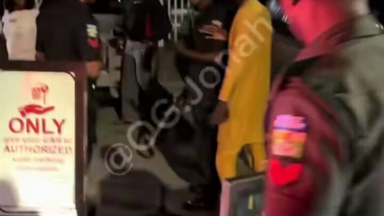 Kalli yanda Kokawa ta kaure tsakanin wasu ‘yansandan Najeriya saboda Tsire da Shawarma