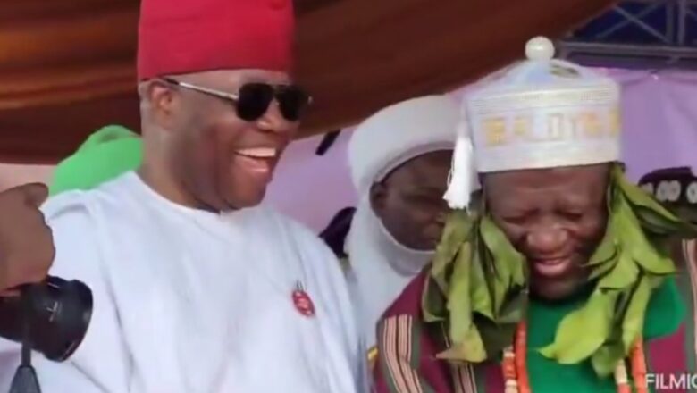 Kalli Bidiyon yanda aka nada tsohon Gwamnan Zamfara, Abdulaziz Yari Sarautar, Obaloyin a jihar Oyo