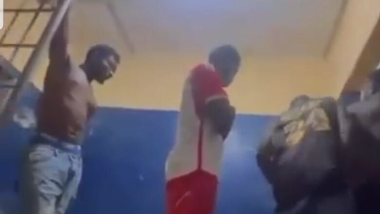 Wannan Bidiyon daya nuna cikin Cell din ‘yansandan Najeriya da yanda ake tsare da masu laifi ya dauki hankula