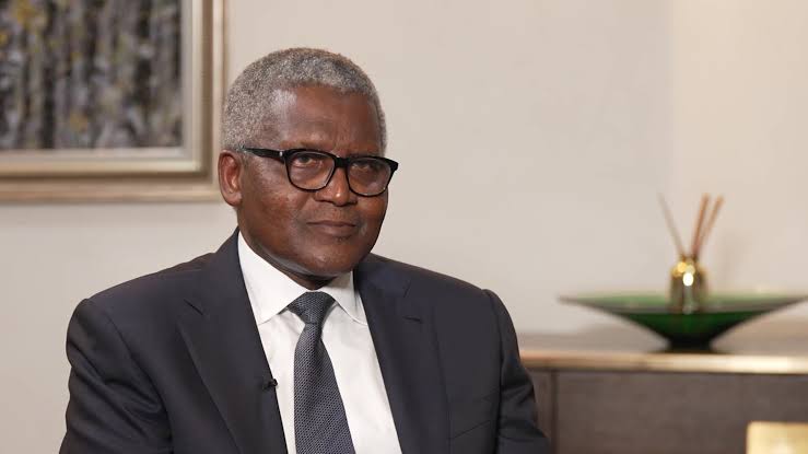 Kalli Bidiyon: Dangote ya kaddamar da Naira Biliyan 100 duk shekara dan tallafawa matasa dalibai inganta karatunsu