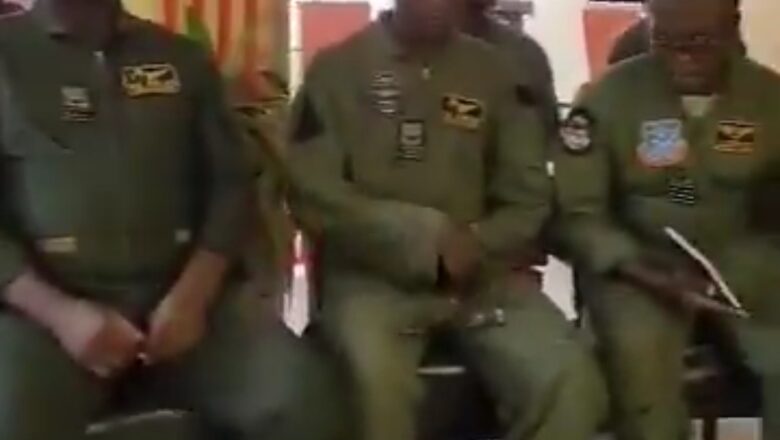 Kalli Bidiyon yanda daya daga cikin sojojin Najeriya da kasar Burkina Faso ta kama ya tabbatar da cewa jirgin su tangarda ya samu shiyasa suka sauka a kasar