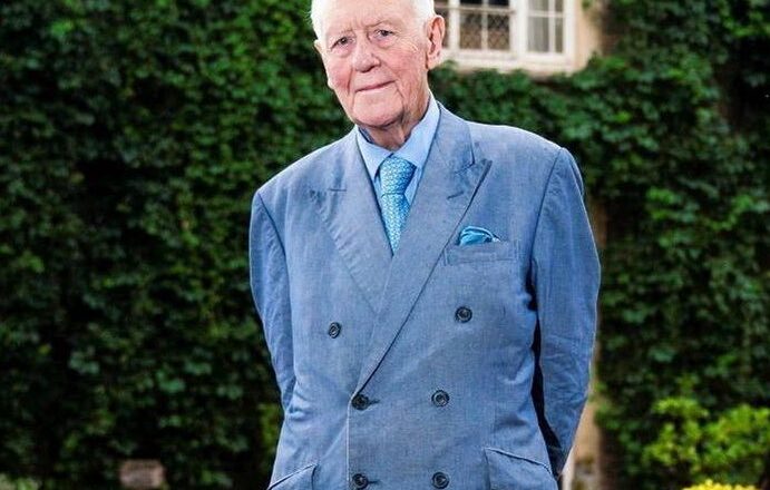 Wannan Baturen wands yana daya daga cikin shahararrun masu kudin ingila na neman matar aure wurjanjan dan ya samu magaji da zai gaji dukiyarsa