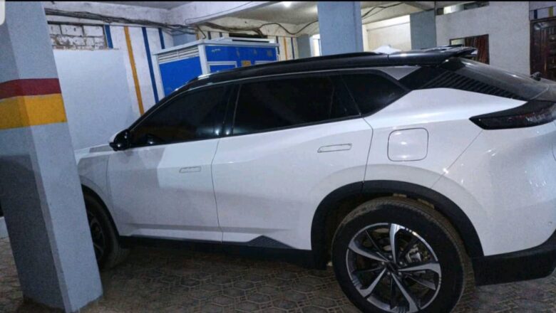 Kalli Bidiyon: An bayyana farashin sabuwar Motar da Mataimakin shugaban kasa ya baiwa Adam A. Zango