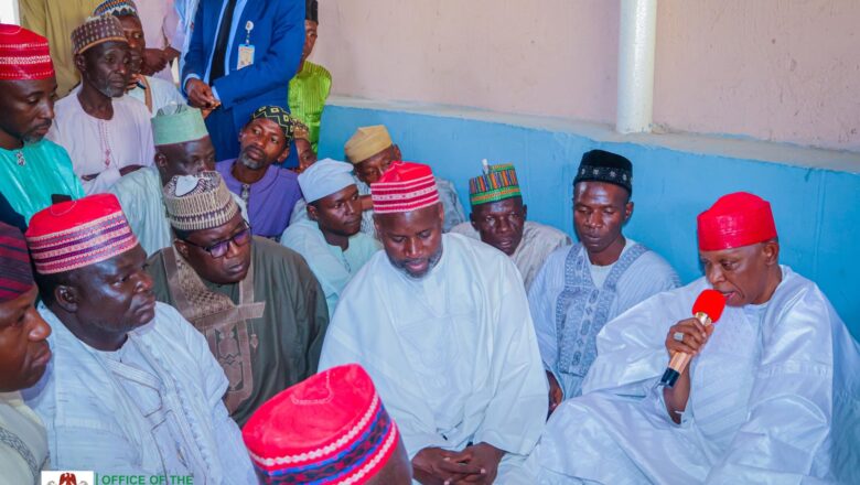 Ji manya-manyan Alkawura 7 da gwamnan Kano, Abba Kabir Yusuf yawa Malam Haruna da akawa Iyalansa Aika-aika