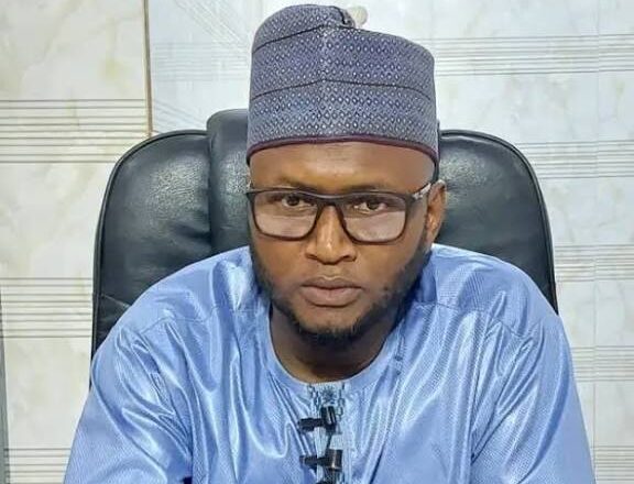 Kalli Bidiyon: Ji yanda ta kaya bayan da Sheikh Lawal Triumph ya kai gwamnati kotu inda yake neman Kotun ta hana a hukuntashi kan zargin batanci