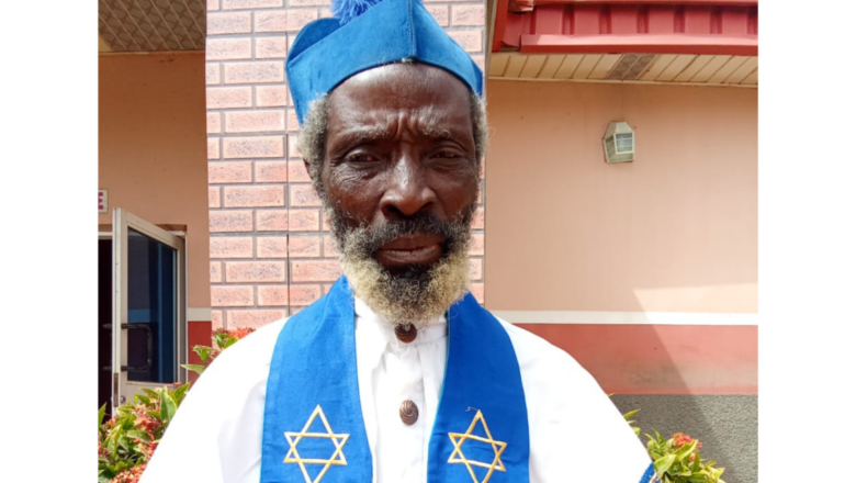 Shugaban Yahudawan Najeriya sun kaiwa Nnamdy Khanu ziyara a gidan yarin Sokoto