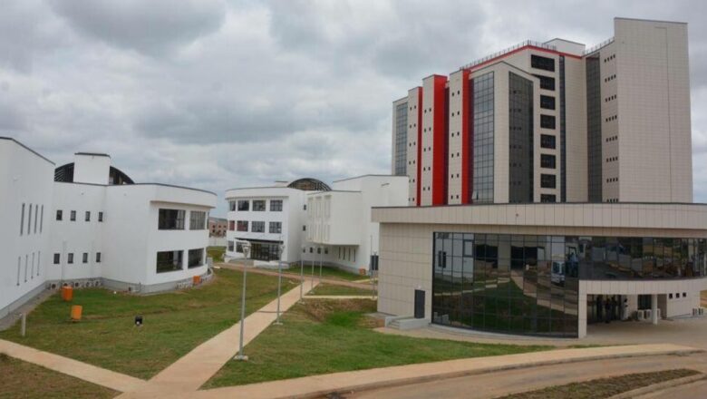 Karfin Hali: Ji yanda wani yace zai sayar da Hedikwatar EFCC dake Abuja, har ya sakata a kasuwa