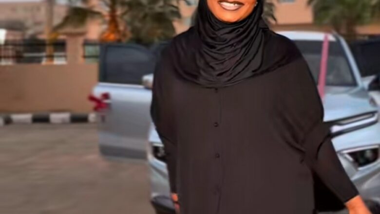 Kalli Bidiyon: Awanni kadan bayan sakinta daga EFCC, Samha M. Inuwa ta bayyana cewa, babynta ya saya mata sabuwar mota