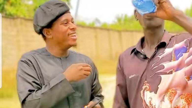 Innalillahi  wa’inna ilaihi raji’un: Kalli Bidiyon Yanda wani ya karya Azuminsa, ranar 2 ga wata saboda an masa Alkawarin Naira Dubu 10 kacal