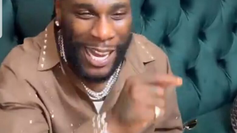 Wani Abokin Tauraron mawakin Najeriya, Burna Boy ya kara tabbatar da cewa mawakin ya musulunta