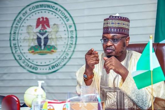 Kalli Bidiyon:Yanda Sakataren jam’iyyar APC na jihar Gombe ya tashi a gaban Farfesa Isa Ali Pantami yace duk ‘yan jam’iyyar APC na jihar haushin Pantami suke ji