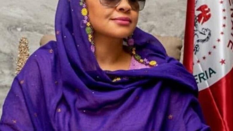 Da Duminsa: Sanata Natasha Akpoti ta wallafa Lambar wayarta ga masu son kiranta