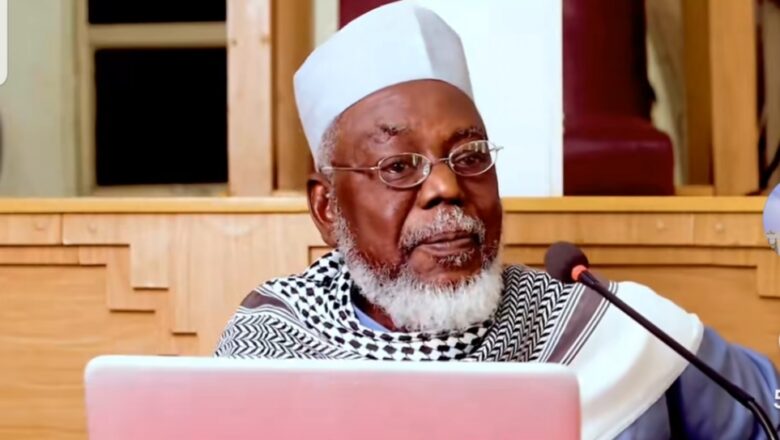 Masu zagin Janar TY Danjuma cewa bai son Musulmi dana fito takarar gwamna a jihar Zamfara ya bani kyautar dala $500,000 saboda idan na ci zabe in magance matsalar tsaro>>Sanata Dansadau