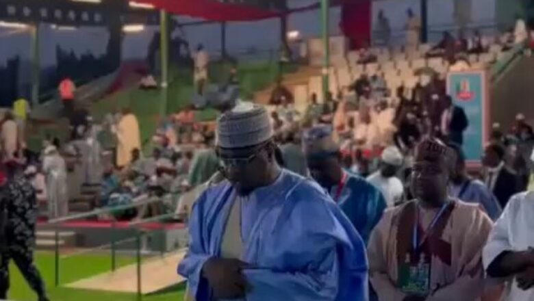 Allahu Akbar: Bai bari harkar siyasa ta Shagaltar dashi ba, Kalli Bidiyon yanda Farfesa Sheikh Isa Ali Pantami ya jagiranci sallah a wajan babban taron jam’iyyar APC na kasa