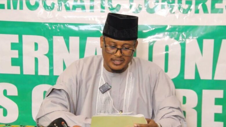 Ban taba ganin Azzalumai irin su Atiku da Kwankwaso, da El-Rufai ba, Ta yaya zasu zo su iskeni a gidana suce zasu yi fada dani kuma su yi nasara>>Inji Wanda yace shine shugaban ADC ba David Mark ba watau Nafiu Bala