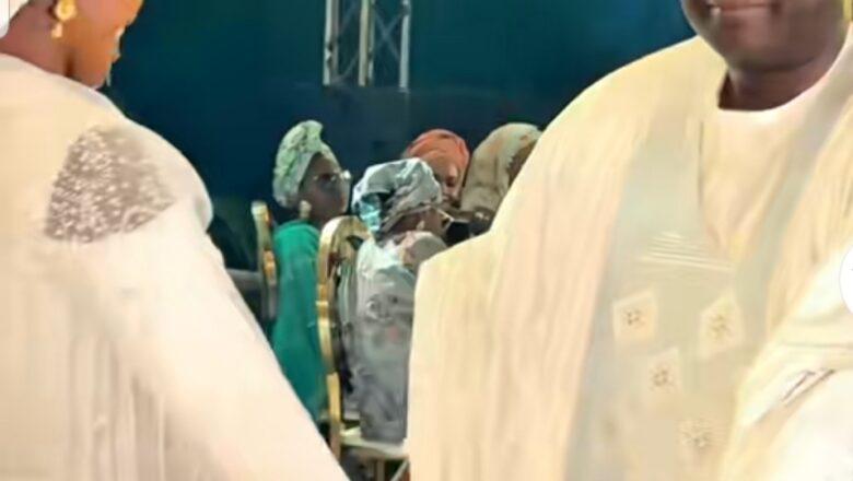 Bidiyon Mahaifi yana rawa da diyarsa a ranar aurenta ya dauki hankula