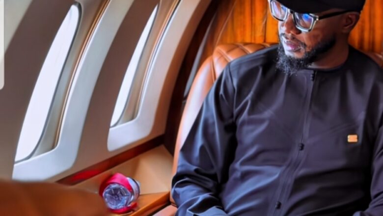 Kalli Bidiyon: An tura jirgin sama ya dauko Ali Jita ya je yayi waka a wajan wani Biki