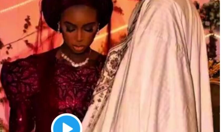 Kalli Bidiyon: Wannan Angon ya dauki hankula bayan da aka ga gaban rigarsa ya tashi ana tsaka da shagalin biki, wasu na cewa ya sha maganin karfin maza ne da yawa