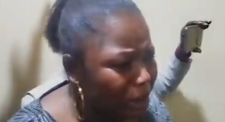 Allah Sarki: Kalli Bidiyon yanda iyalan sojojin da ake zargi da yunkurin yiwa shugaba Tinubu Jhuyin mulki ke ta kuka a kotu suna kiran a yiwa mazajensu Afuwa