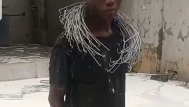 Kalli Bidiyon Wani barawo da aka kama: Ya shiga gidan da ake gini ya saci Sabbin Bokitan fenti 60 da darajarsu ta kai Naira Miliyan 1.5, ya tsiyaye fentin ya sayar da kowane bokiti Naira Dubu daya