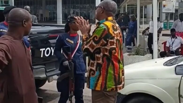 Kalli Bidiyon: Yanda Peter Obi ya tsaya a tsakiyar titi dan raba wasu Direbobi dake fada da juna