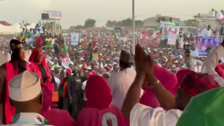 Kalli Bidiyon Dandazon mutanen da suka taru a wajan kaddamar da yakin neman zaben shugaba Tinubu a Zaria jihar Kaduna