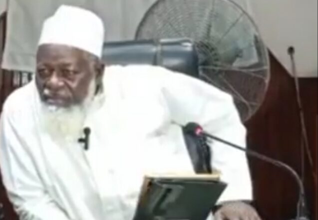 Kalli Bidiyon: Shugaba Tinubu baya Sallar Juma’a ballantana salloli 5>>Inji Sheikh Sanusi Khalil